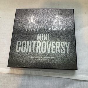 Jeffree Star Mini Controversy Palette